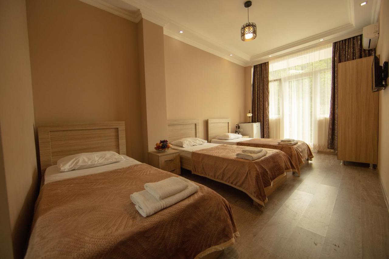 Hotel Tamari à Kvariati Extérieur photo