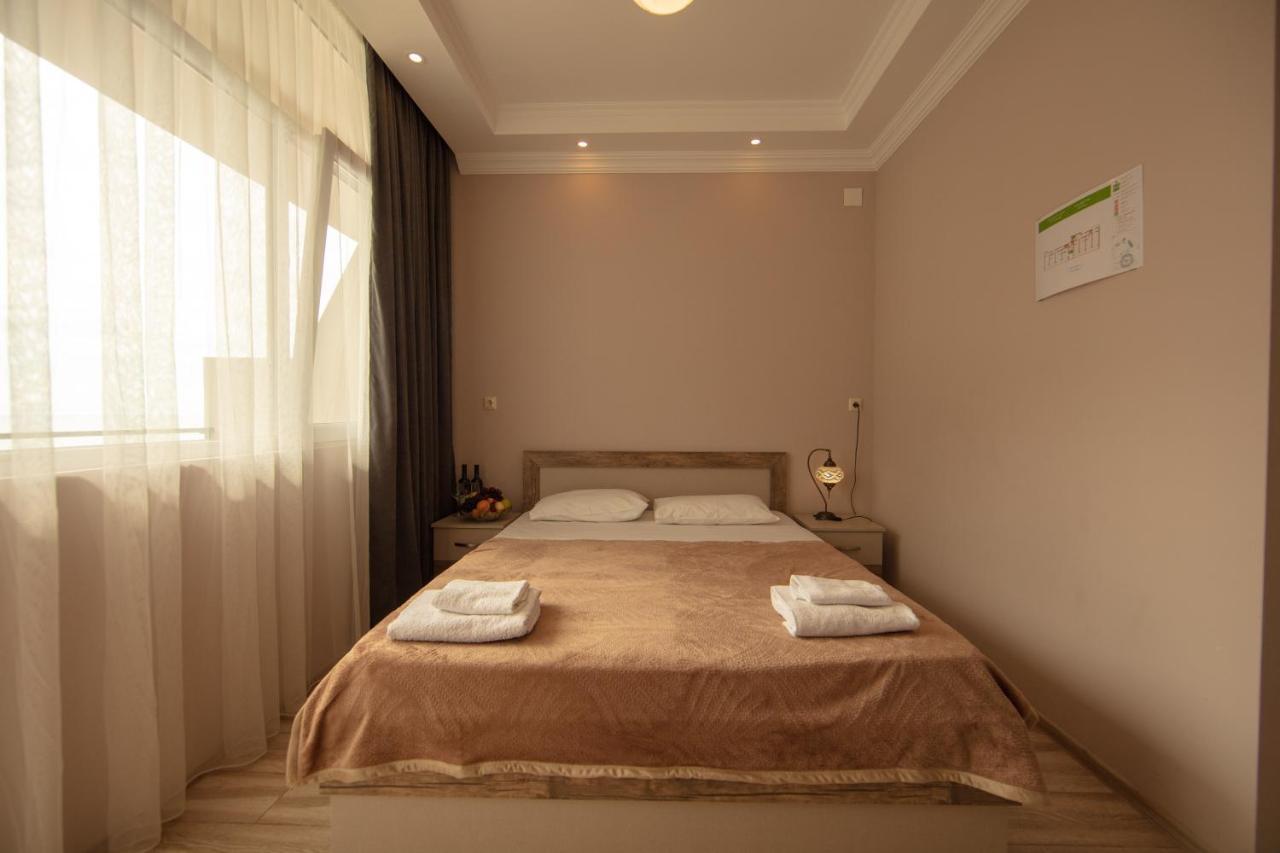 Hotel Tamari à Kvariati Extérieur photo