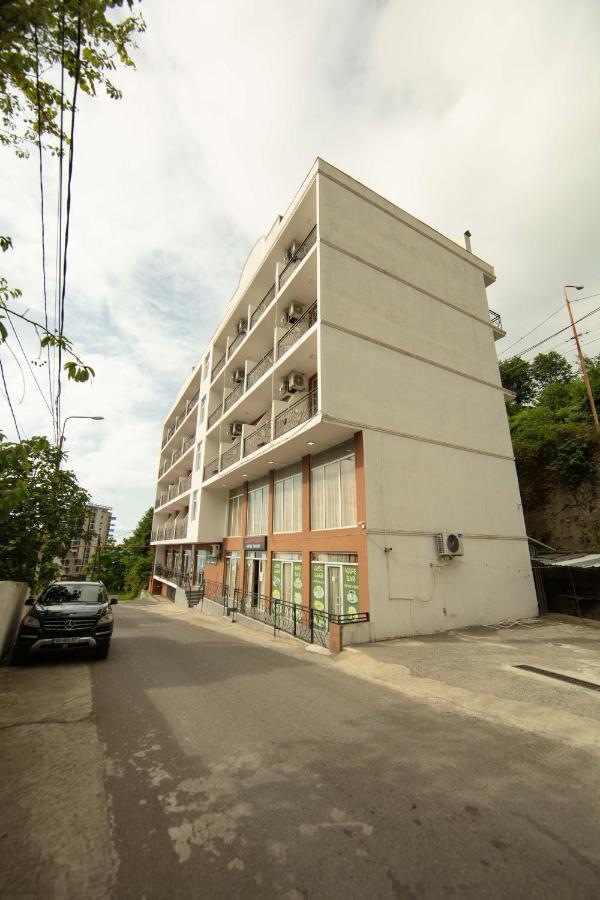 Hotel Tamari à Kvariati Extérieur photo