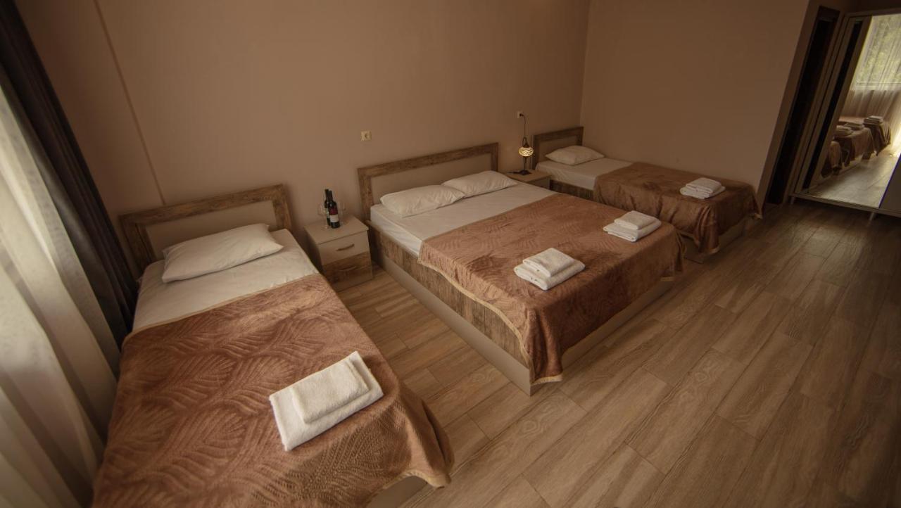Hotel Tamari à Kvariati Extérieur photo